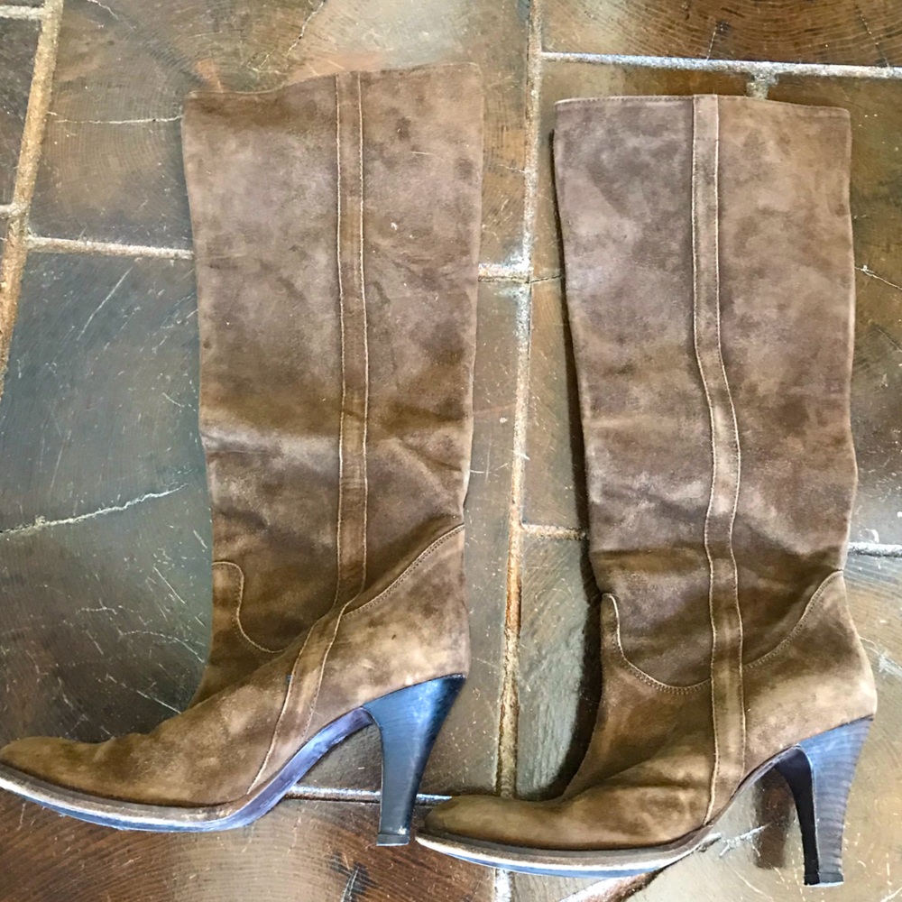 Vero Cuoio handmade suede boots